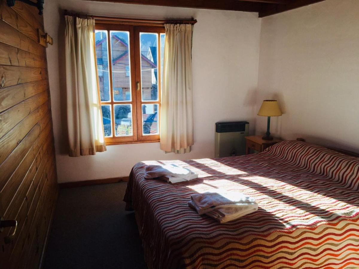Cabanas Chapelco Сан-Мартін-де-лос-Андес Екстер'єр фото