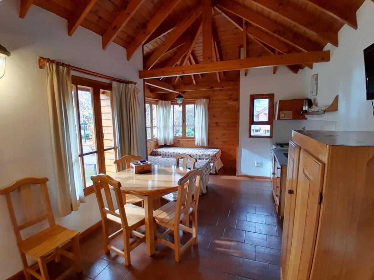 Cabanas Chapelco Сан-Мартін-де-лос-Андес Екстер'єр фото
